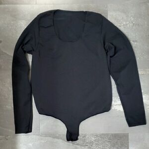 SKIMS Essential Black Long Sleeve Thong Bodysuit. Scoop Distressed Neck. 2X/ 3X.